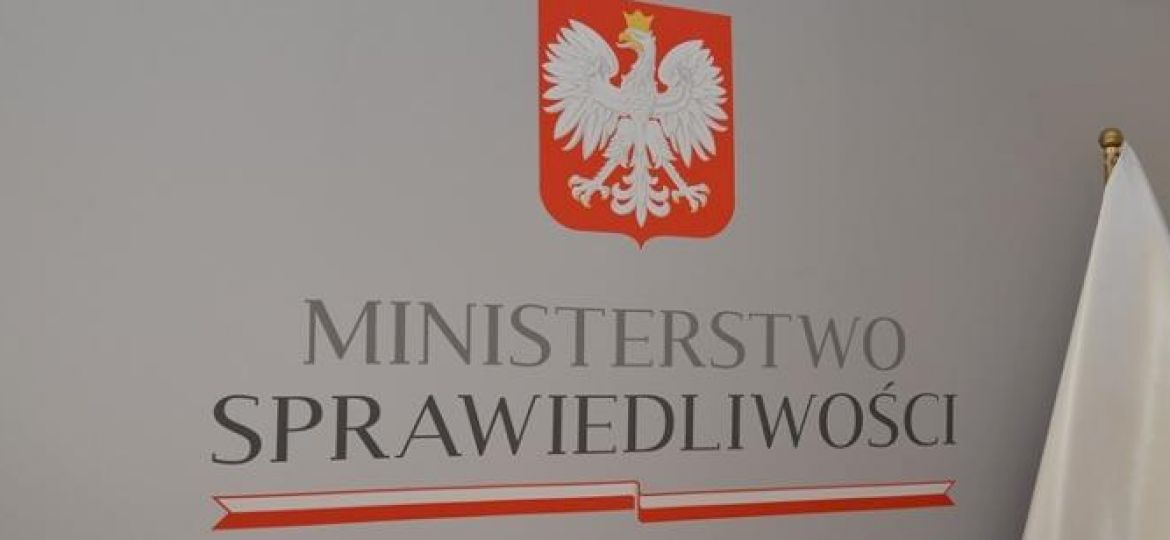 Polska w obronie dzieci. Minister sprawiedliwości zawetował unijny dokument promujący m.in. adopcję przez pary jednopłciowe