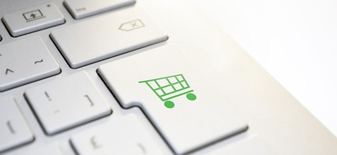 <strong>BEZPIECZNE ZAKUPY.</strong> Uważaj na sklepy online &ndash; mogą być fałszywe!