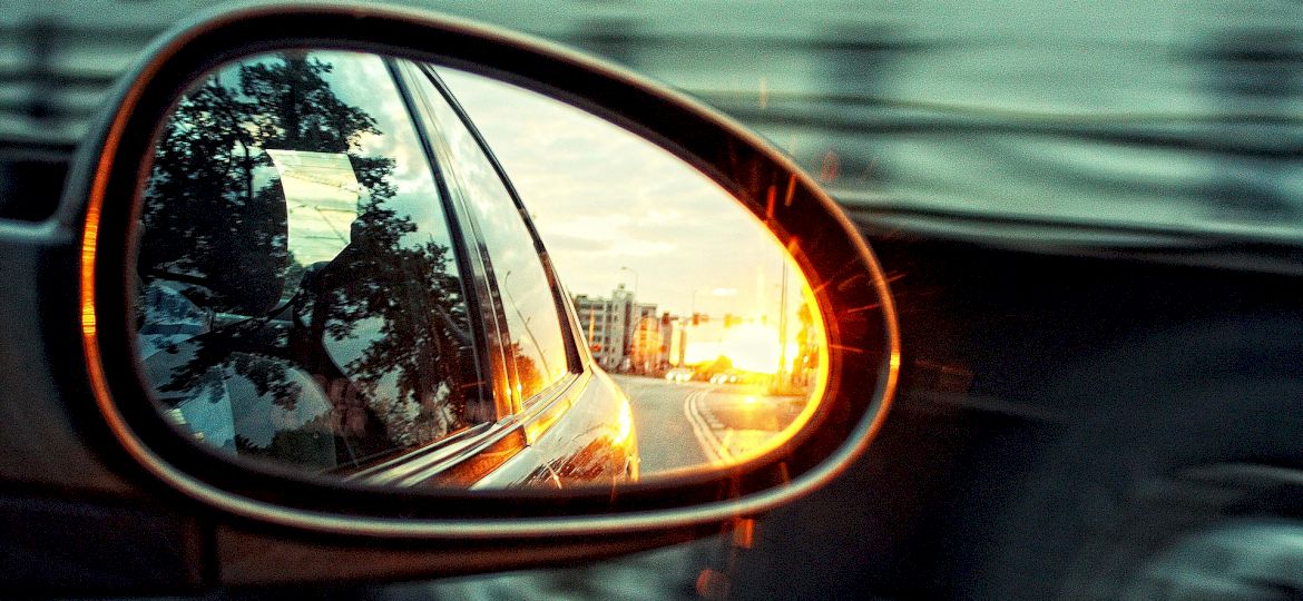 Wakacyjny poradnik dla pieszych i kierowców. Uwaga na nowe przepisy