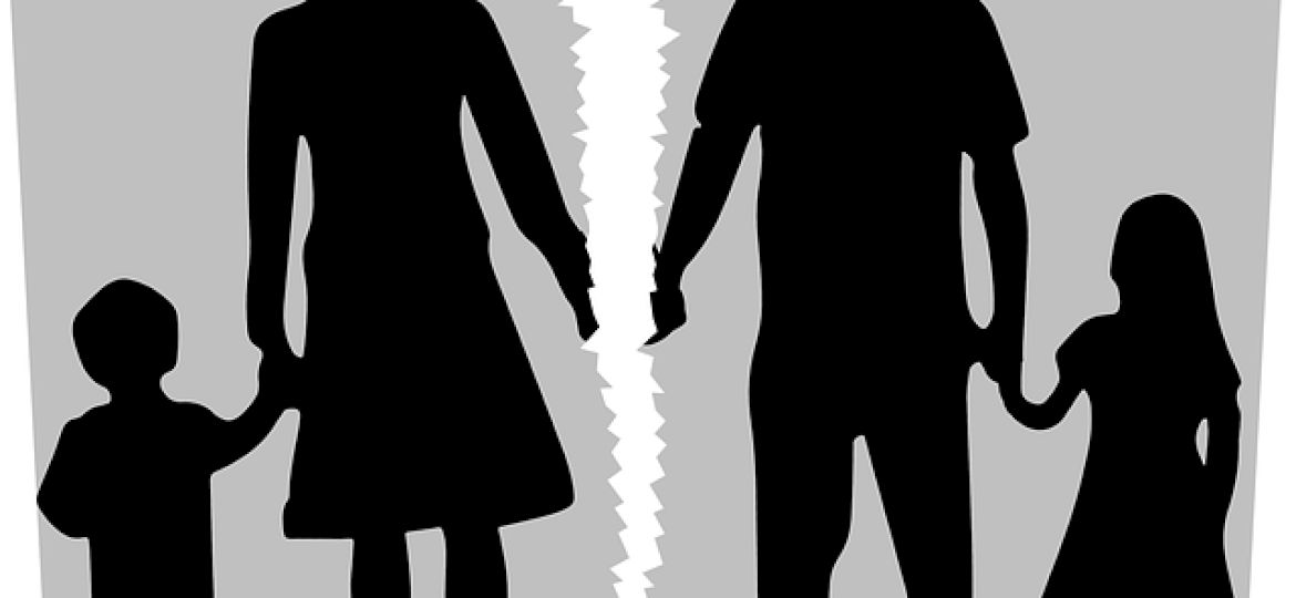 <strong>PRAWNIK ODPOWIADA.</strong> Kto z rodziny może zostać obciążony alimentami? <strong>[MOBILNE STUDIO]</strong>