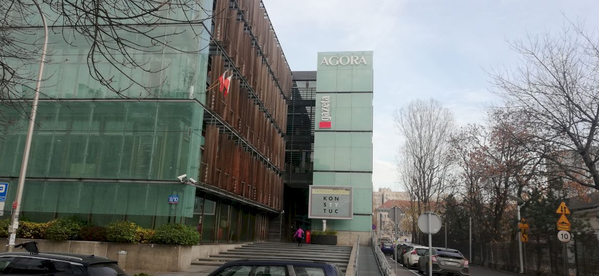 <strong>PRZEGLĄD MEDI&Oacute;W.</strong> Wojna na Czerskiej, konsekwencje Polskiego Ładu, Niemcy chcą więcej uchodźc&oacute;w