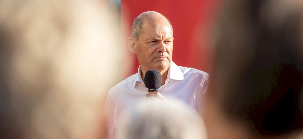 Niemieckie media o zachowawczej polityce rządu w Berlinie. Polecamy kolejny raport IAOM