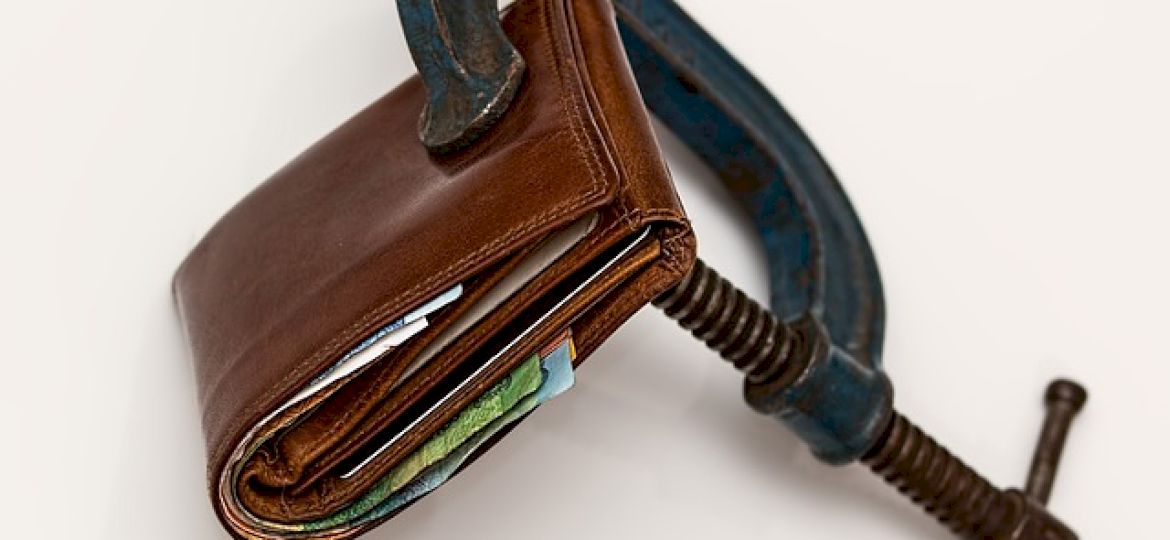 <strong>PRAWNIK ODPOWIADA.</strong> Wypłata niższa niż kwota wolna od zajęcia. Czy komornik ją zablokuje?