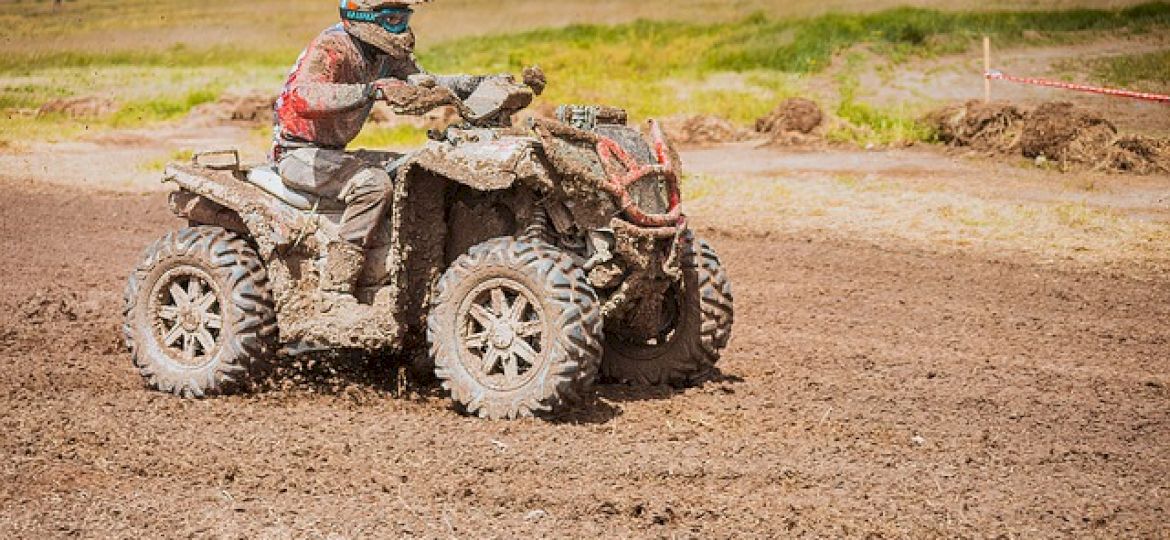 <strong>NASZ PORADNIK.</strong> Korzystanie z quada. Jakie są zasady bezpieczeństwa?