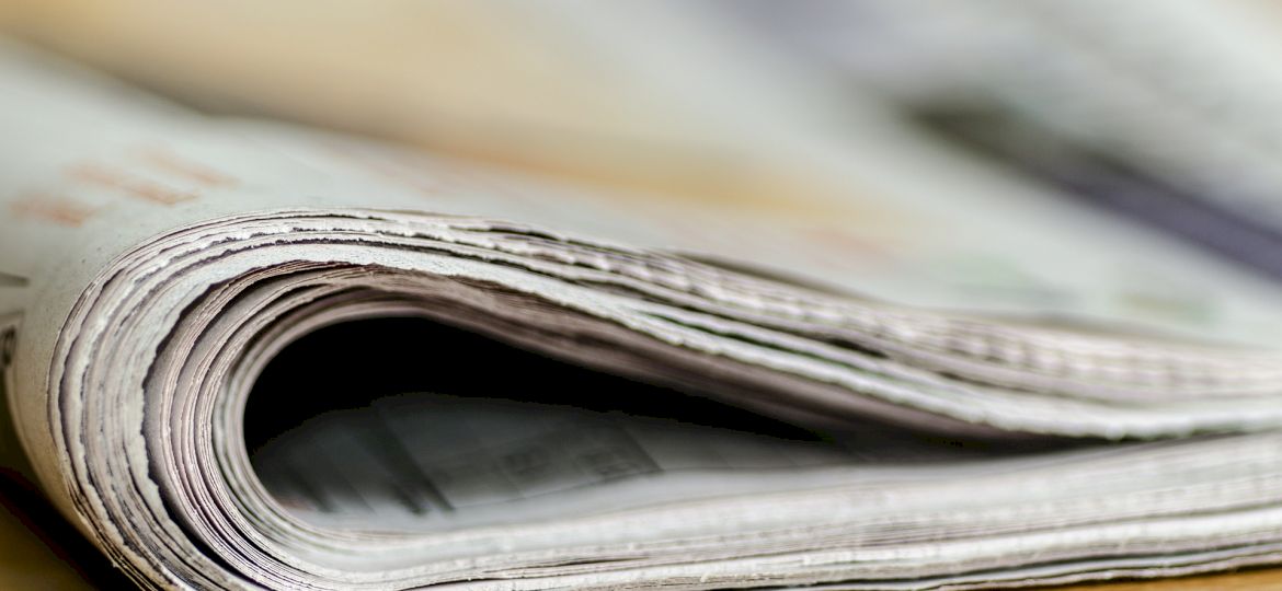 Przegląd medi&oacute;w: Rekordy na rynku pracy, słabnące banki i nowe propozycje ws. TVN