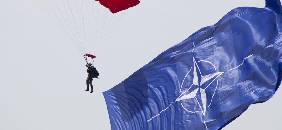 <strong>WYJAŚNIAMY.</strong> Gwarancje sojusznicze. Co zawierają kluczowe zapisy Traktatu P&oacute;łnocnoatlantyckiego?