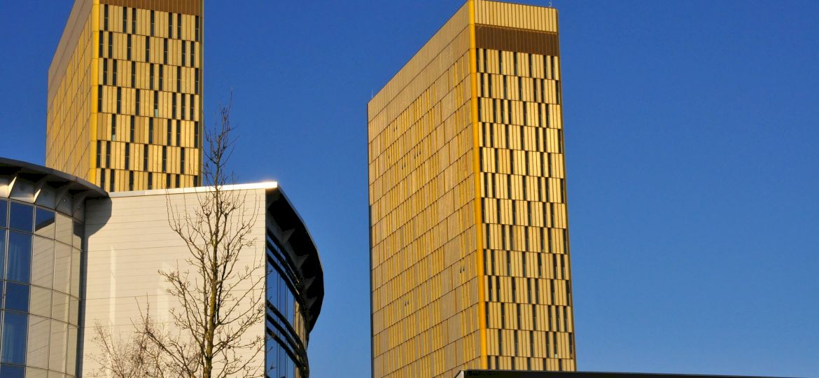 Niemcy i Francja ogłosiły, że ich prawo jest ważniejsze od europejskiego. TSUE chce, by w takich krajach jak Polska i Rumunia było inaczej