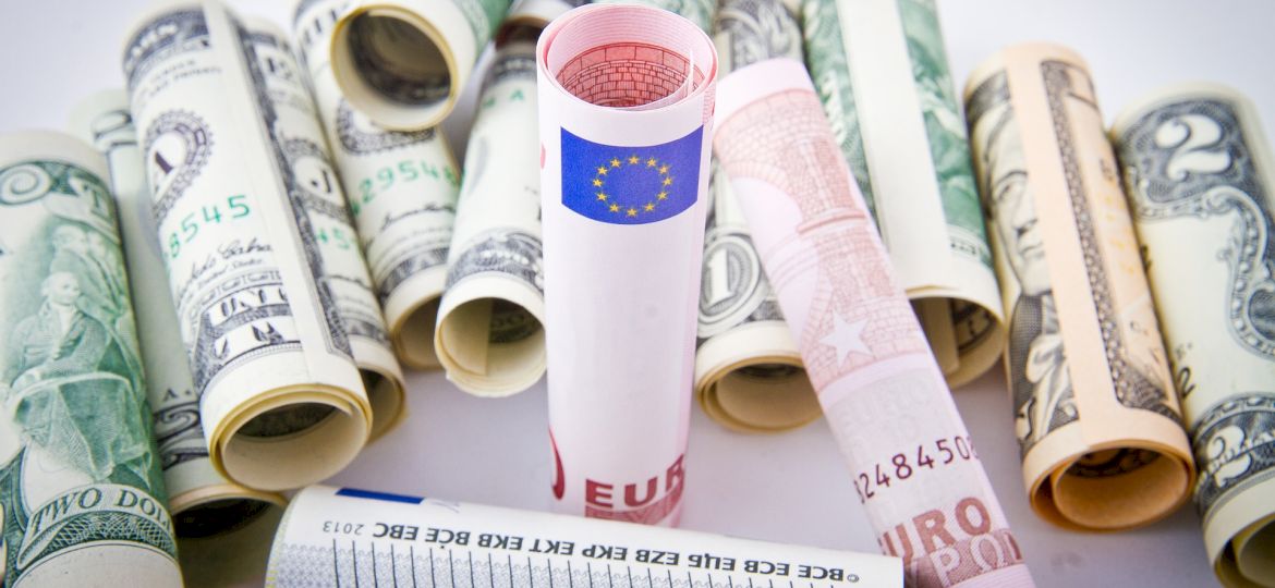 <strong>PRAWNIK RADZI.</strong> Piramidy finansowe &ndash; jak się przed nimi chronić?