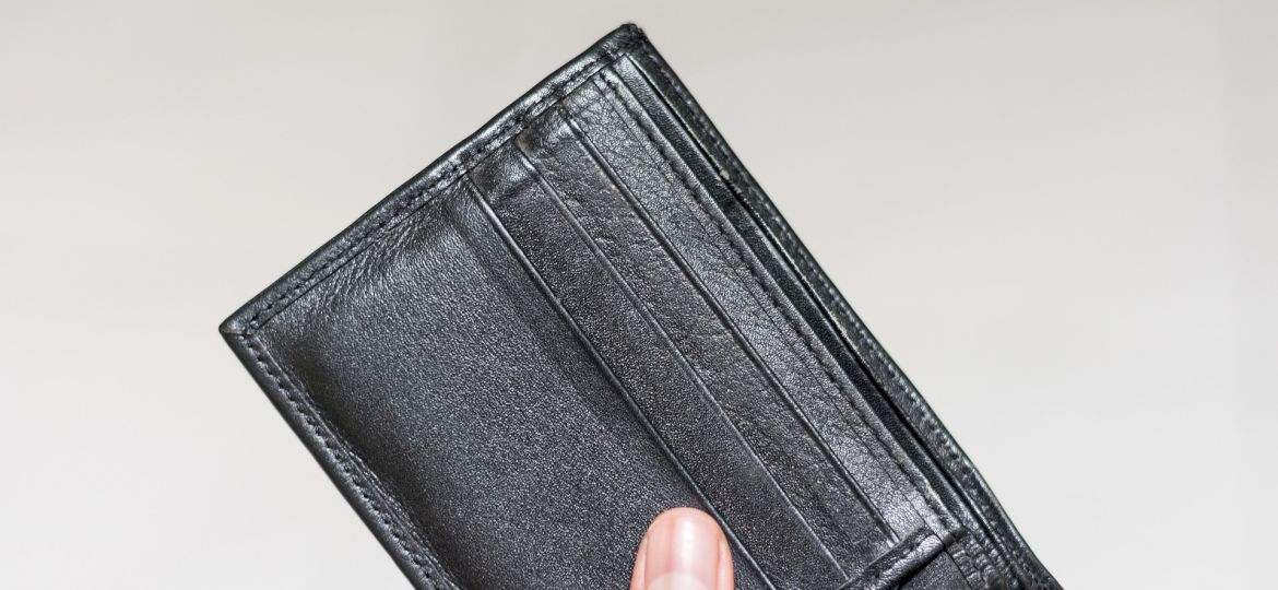 <strong>PRAWNIK ODPOWIADA.</strong> Bank nie odblokowuje kwoty wolnej od zajęcia. Co zrobić? <strong>[MOBILNE STUDIO]</strong>