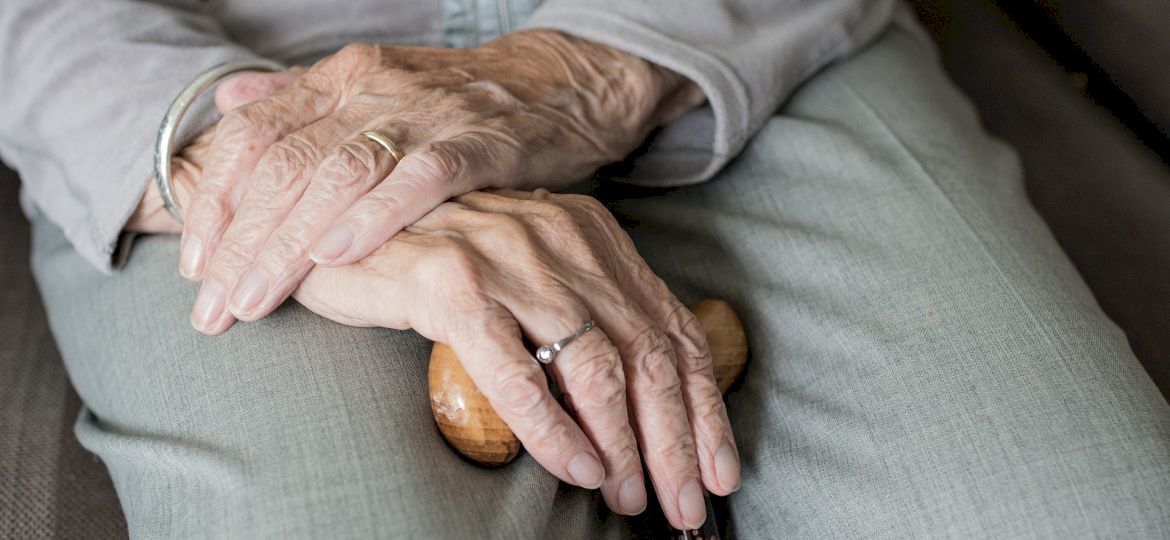 <strong>PRAWNIK RADZI.</strong> Oszustwa na wnuczka - jak nie dać się nabrać