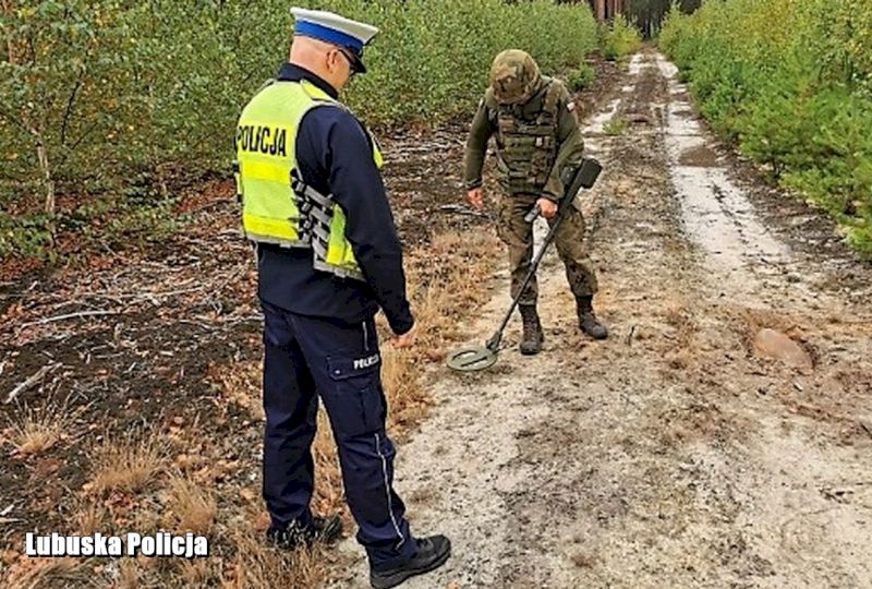 Policja ostrzega przed niewybuchami