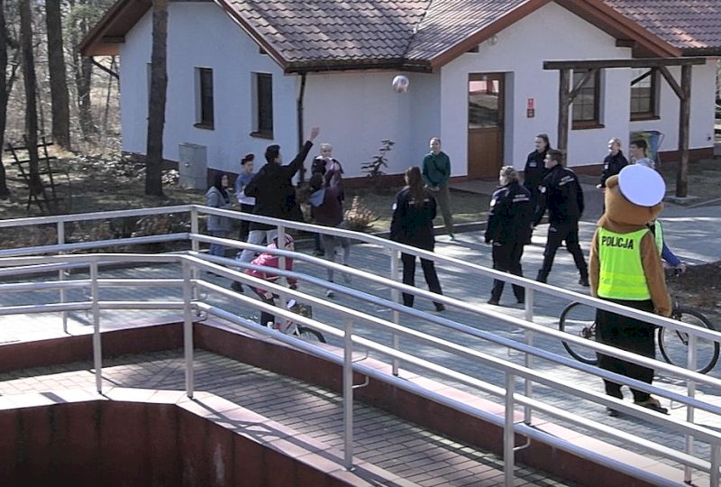 <strong>POMOC OFIAROM WOJNY.</strong> Jak Ośrodki Pomocy Pokrzywdzonym wspierają Ukraińc&oacute;w na Podkarpaciu <strong>[MOBILNE STUDIO]</strong>