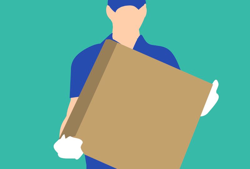 <strong>PRAWNIK ODPOWIADA.</strong> Kurier pobrał za dużą kwotę za przesyłkę. Co zrobić?